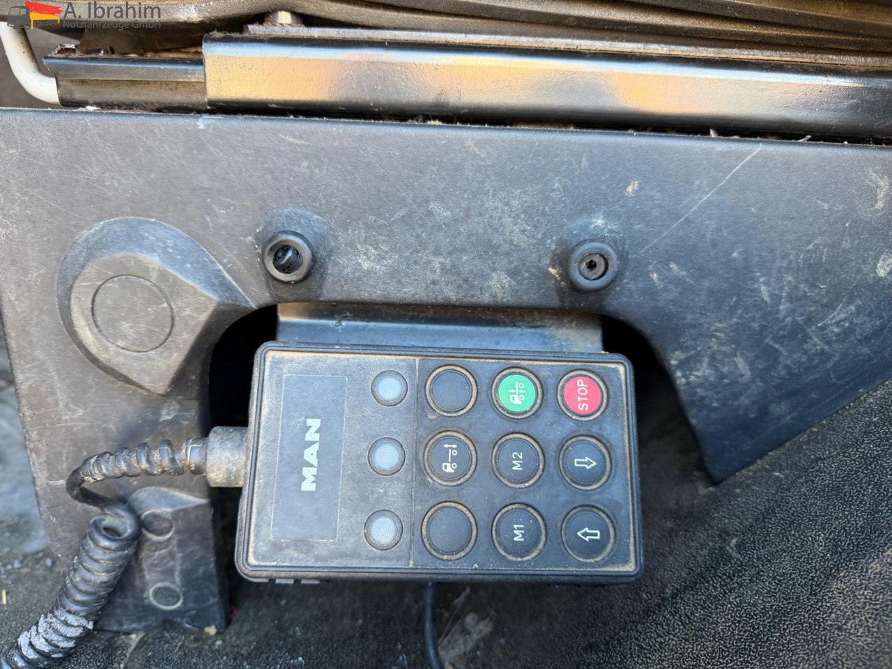 MAN 26.464 6x4 | Retarder | Klima | Schaltgetriebe | 3 Pedals - Влекач: снимка 4 MAN 26.464 6x4 | Retarder | Klima | Schaltgetriebe | 3 Pedals - Влекач: снимка 4