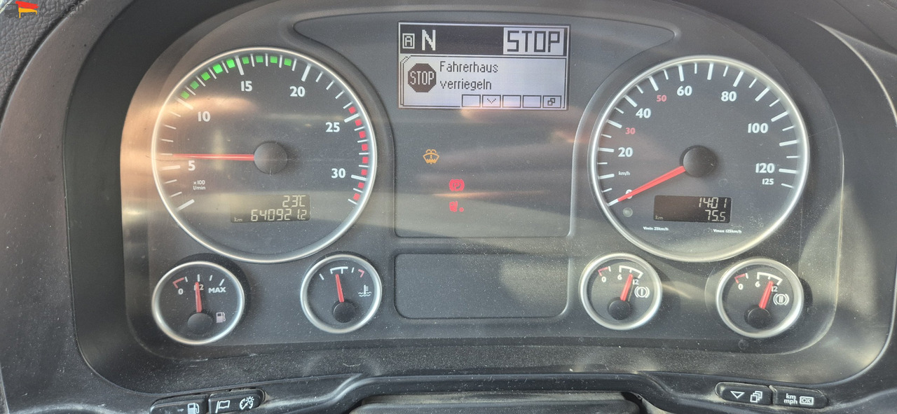 Лизинг на MAN TGS 18.400 4X2BLS Kipphydraulik, EURO 5 MAN TGS 18.400 4X2BLS Kipphydraulik, EURO 5: снимка 14 Лизинг на MAN TGS 18.400 4X2BLS Kipphydraulik, EURO 5 MAN TGS 18.400 4X2BLS Kipphydraulik, EURO 5: снимка 14