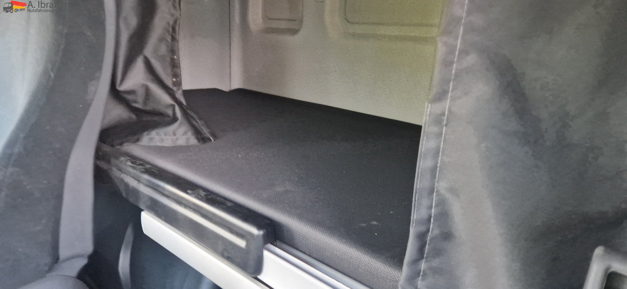 MAN TGS 18.400 PTO für Kompressor deutsches Fahrzeug - Влекач: снимка 2 MAN TGS 18.400 PTO für Kompressor deutsches Fahrzeug - Влекач: снимка 2