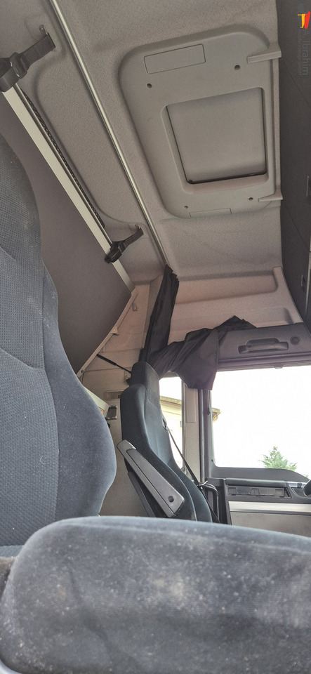 MAN TGX 18.400 Retarder, Klima, Kipphydraulik - Влекач: снимка 4 MAN TGX 18.400 Retarder, Klima, Kipphydraulik - Влекач: снимка 4