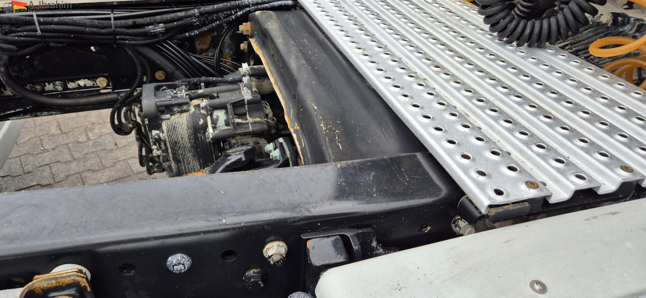 Влекач MAN TGX 18.400 Retarder, Klima, Kipphydraulik: снимка 6 Влекач MAN TGX 18.400 Retarder, Klima, Kipphydraulik: снимка 6