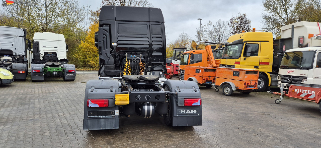 Влекач MAN TGX 18.400 Retarder, Klima, Kipphydraulik: снимка 11 Влекач MAN TGX 18.400 Retarder, Klima, Kipphydraulik: снимка 11