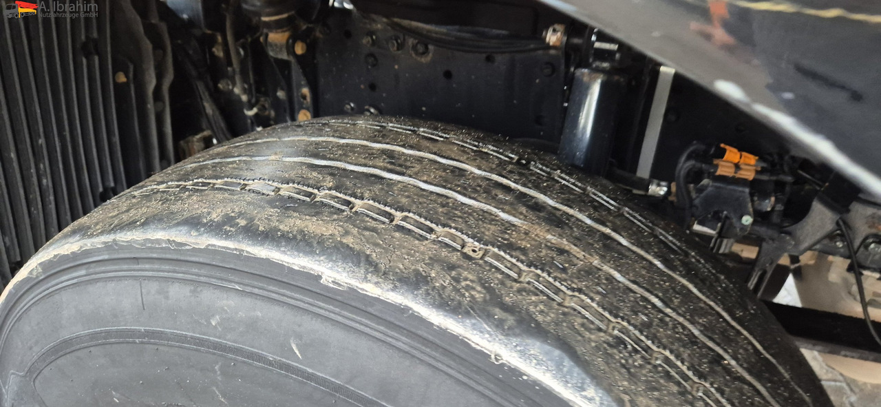 MAN TGX 18.400 Retarder, Klima, Kipphydraulik - Влекач: снимка 3 MAN TGX 18.400 Retarder, Klima, Kipphydraulik - Влекач: снимка 3