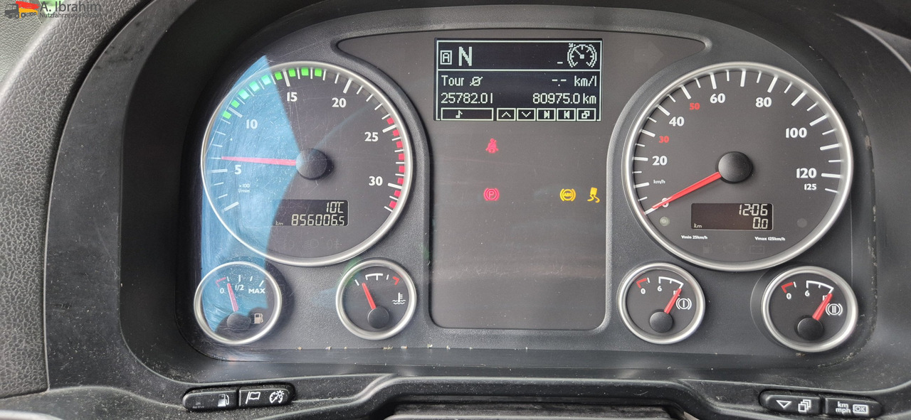 Влекач MAN TGX 18.400 Retarder, Klima, Kipphydraulik: снимка 14 Влекач MAN TGX 18.400 Retarder, Klima, Kipphydraulik: снимка 14