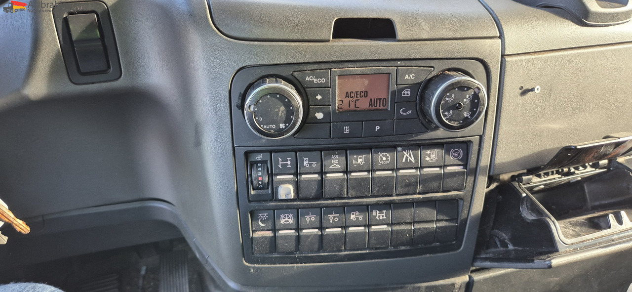 MAN TGX 18.480 Kipphydraulik, Retarder deutsches Fahrzeug - Влекач: снимка 2 MAN TGX 18.480 Kipphydraulik, Retarder deutsches Fahrzeug - Влекач: снимка 2