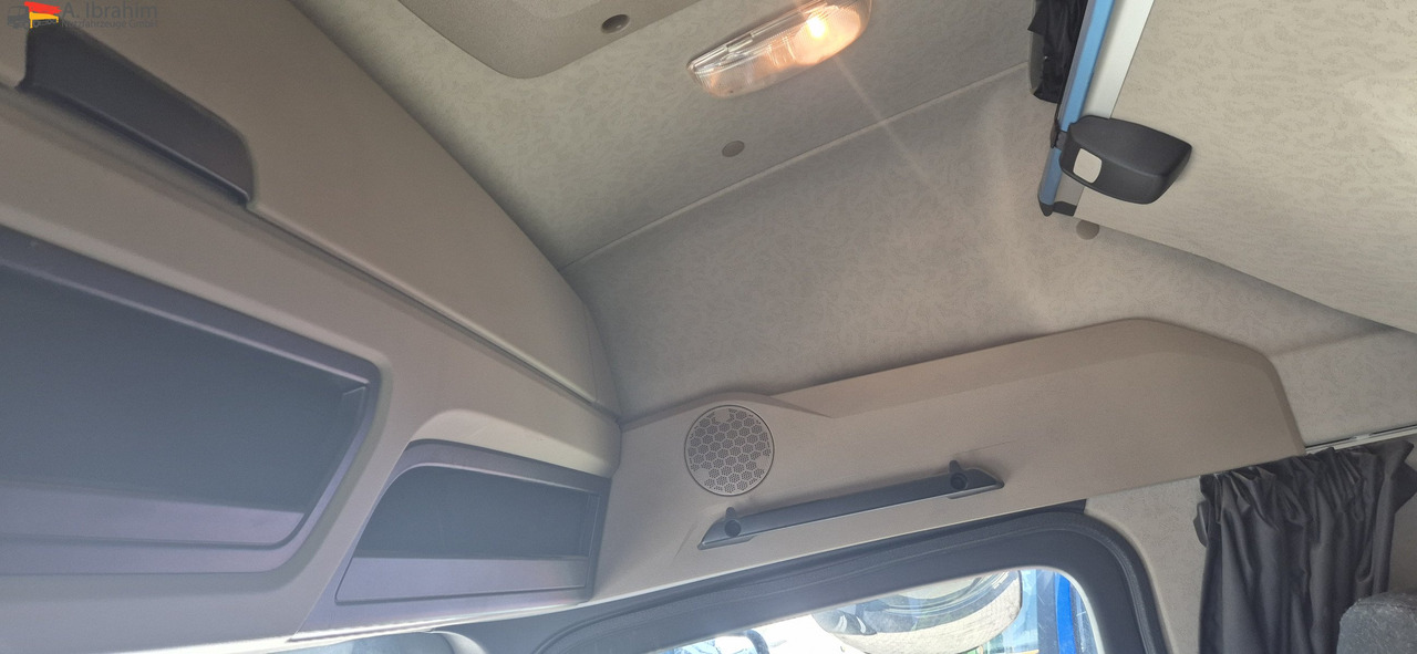 Mercedes-Benz 1840 Actros, 3x vorhanden, identisch - Влекач: снимка 4 Mercedes-Benz 1840 Actros, 3x vorhanden, identisch - Влекач: снимка 4
