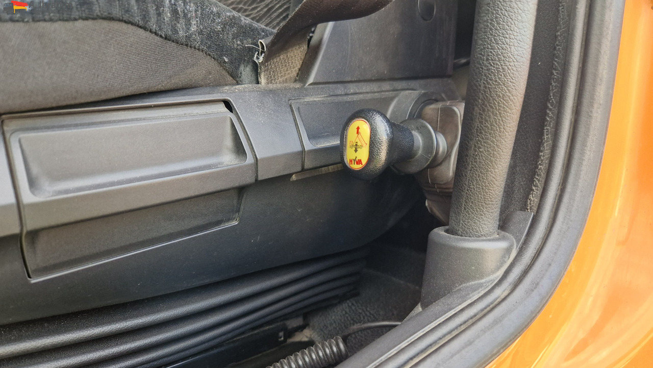 Mercedes-Benz 1840 Actros, 3x vorhanden, identisch - Влекач: снимка 4 Mercedes-Benz 1840 Actros, 3x vorhanden, identisch - Влекач: снимка 4