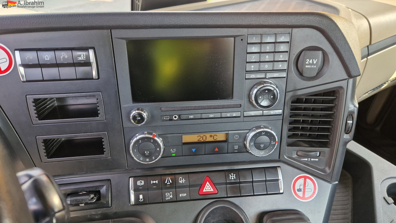 Mercedes-Benz 1840 Actros, 3x vorhanden, identisch - Влекач: снимка 2 Mercedes-Benz 1840 Actros, 3x vorhanden, identisch - Влекач: снимка 2