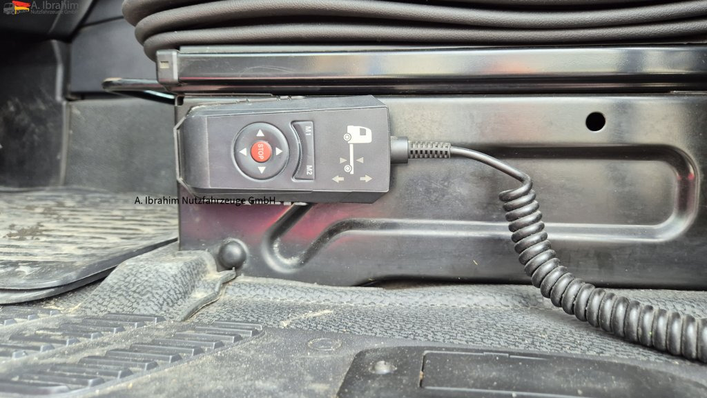 Влекач Mercedes-Benz 1843 DB 1843 mit PTU für Kompressor: снимка 7