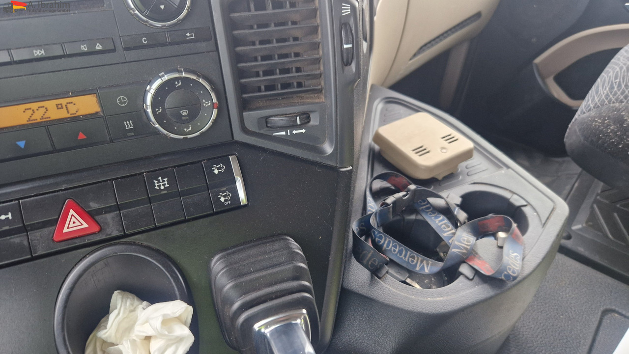 Mercedes-Benz 1843 Kipphydraulik, Standklima - Влекач: снимка 3 Mercedes-Benz 1843 Kipphydraulik, Standklima - Влекач: снимка 3