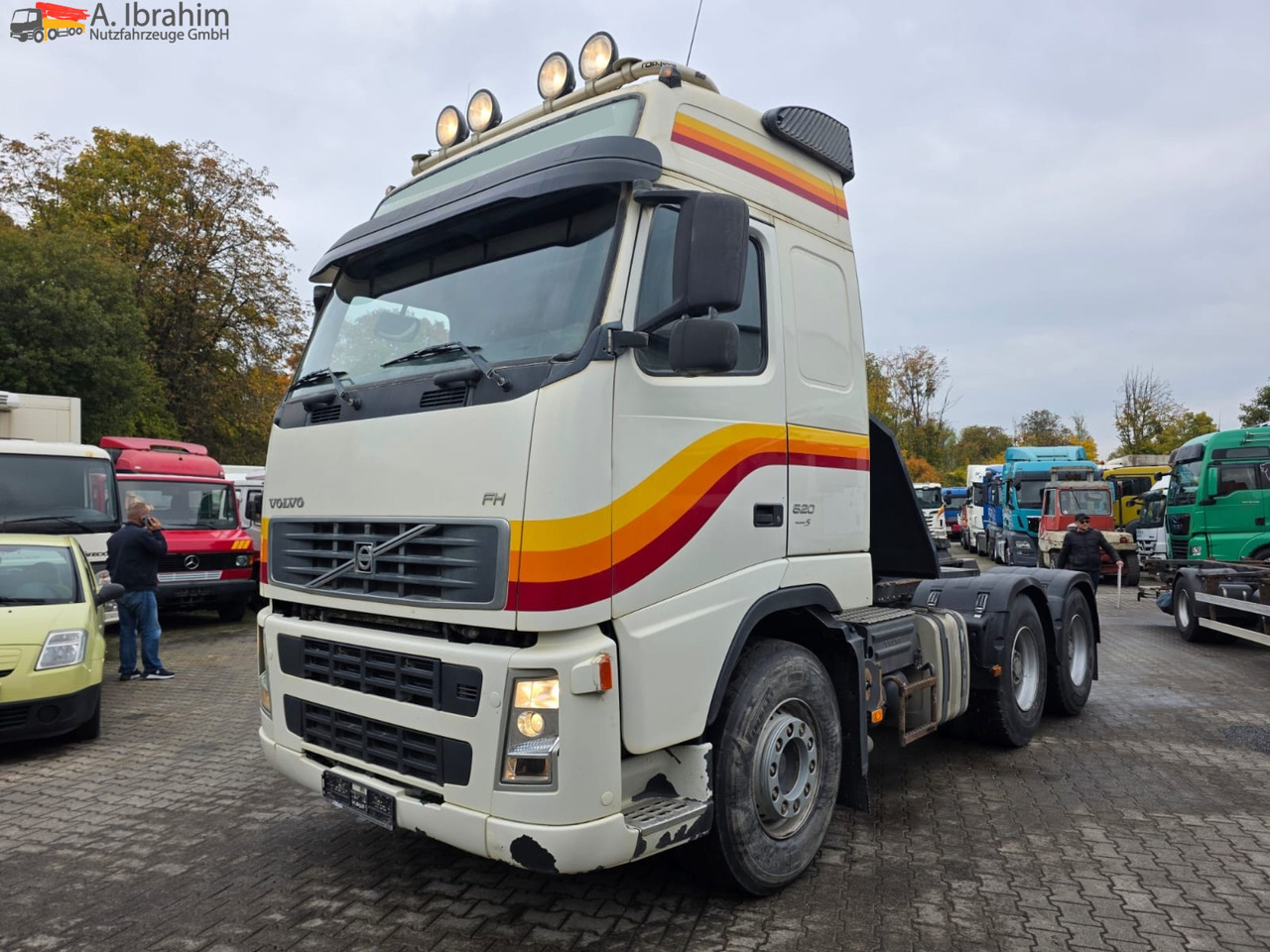 Volvo FH 520 | 6x4 | V8 | Kipphydraulik | Blatt Blatt | Schaltgetriebe | Klima | Trommelbremse | 3 Pedals - Влекач: снимка 1 Volvo FH 520 | 6x4 | V8 | Kipphydraulik | Blatt Blatt | Schaltgetriebe | Klima | Trommelbremse | 3 Pedals - Влекач: снимка 1