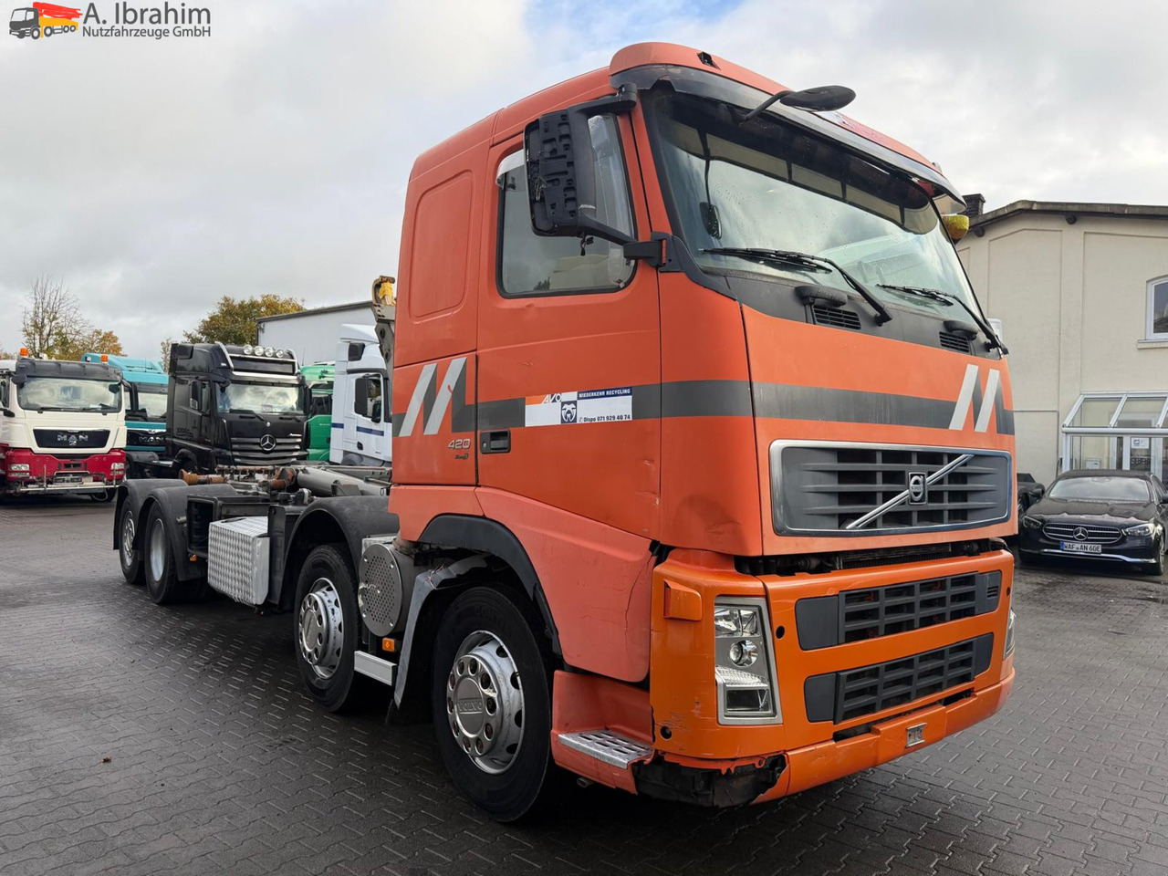 Volvo FH12-420 8x2 Fahrzeugpapiere Schweiz - Мултилифт с кука камион: снимка 1 Volvo FH12-420 8x2 Fahrzeugpapiere Schweiz - Мултилифт с кука камион: снимка 1