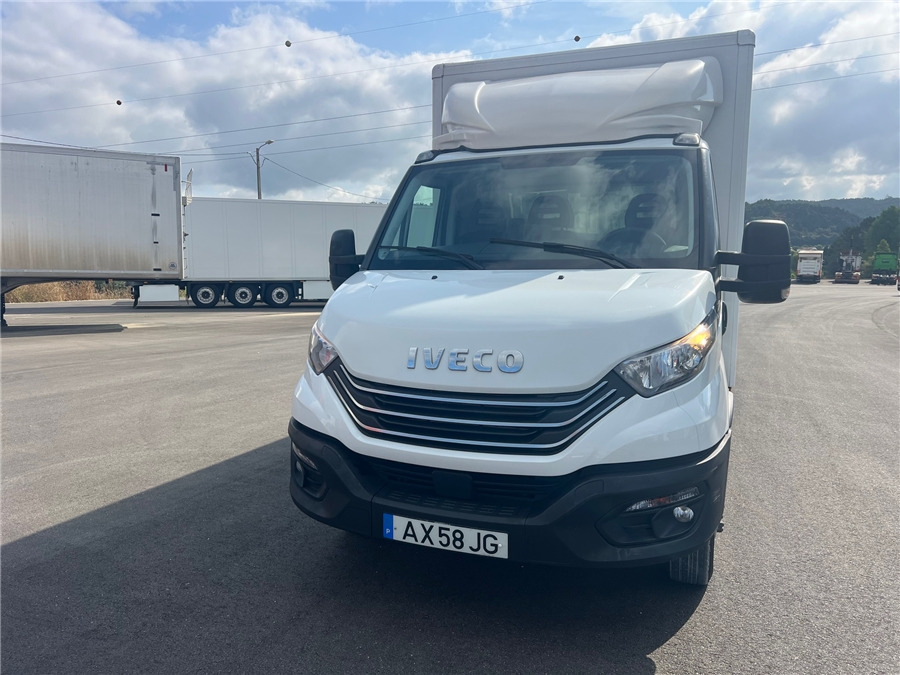 Iveco 35C16HA8 - Лекотоварен автомобил фургон: снимка 2 Iveco 35C16HA8 - Лекотоварен автомобил фургон: снимка 2