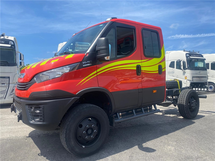 Iveco 70-S180 4X4 - Шаси кабина: снимка 1 Iveco 70-S180 4X4 - Шаси кабина: снимка 1