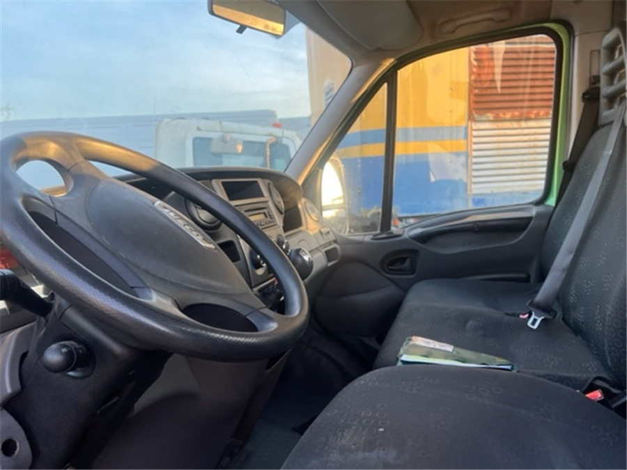 Iveco 35C17 - Лекотоварен автомобил: снимка 3 Iveco 35C17 - Лекотоварен автомобил: снимка 3