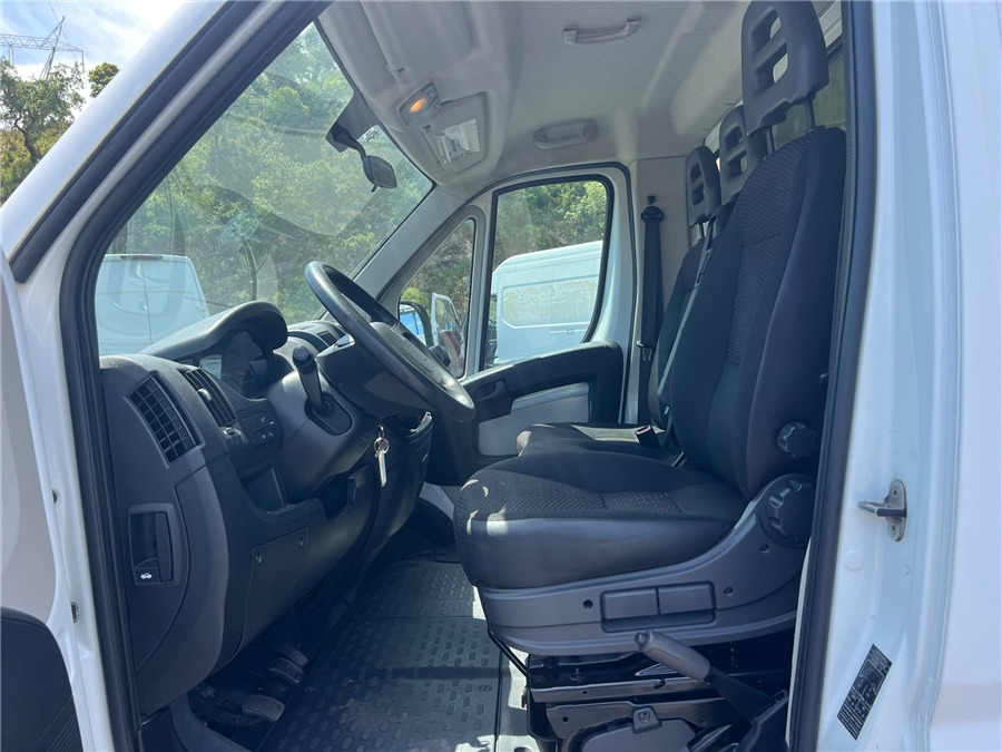 Лекотоварен автомобил фургон PEUGEOT BOXER: снимка 11