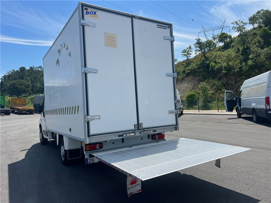 Лекотоварен автомобил фургон PEUGEOT BOXER: снимка 7