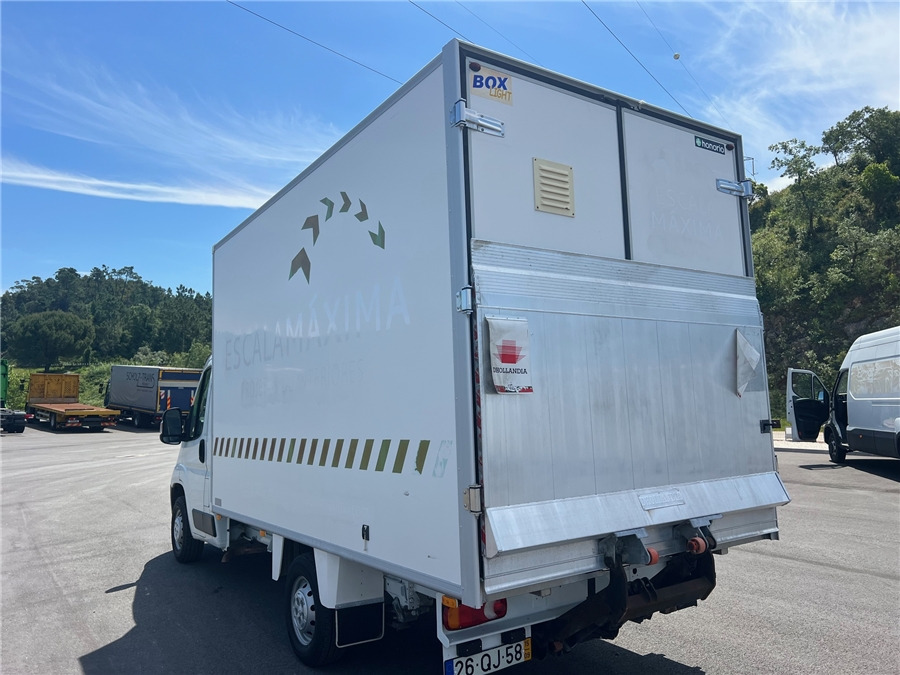 Лекотоварен автомобил фургон PEUGEOT BOXER: снимка 6