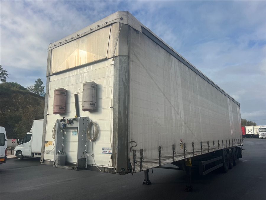 SCHMITZ S01 - Брезентово полуремарке: снимка 3 SCHMITZ S01 - Брезентово полуремарке: снимка 3