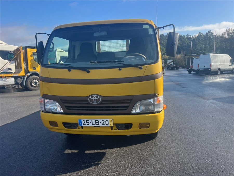 TOYOTA dyna - Бордови бус: снимка 2 TOYOTA dyna - Бордови бус: снимка 2