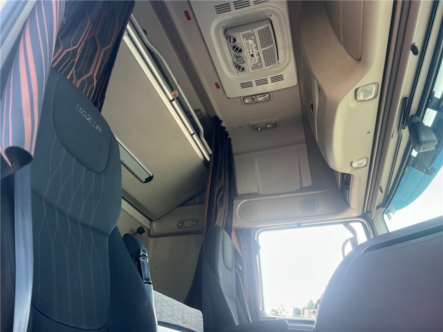 Влекач DAF XF 105/480: снимка 14