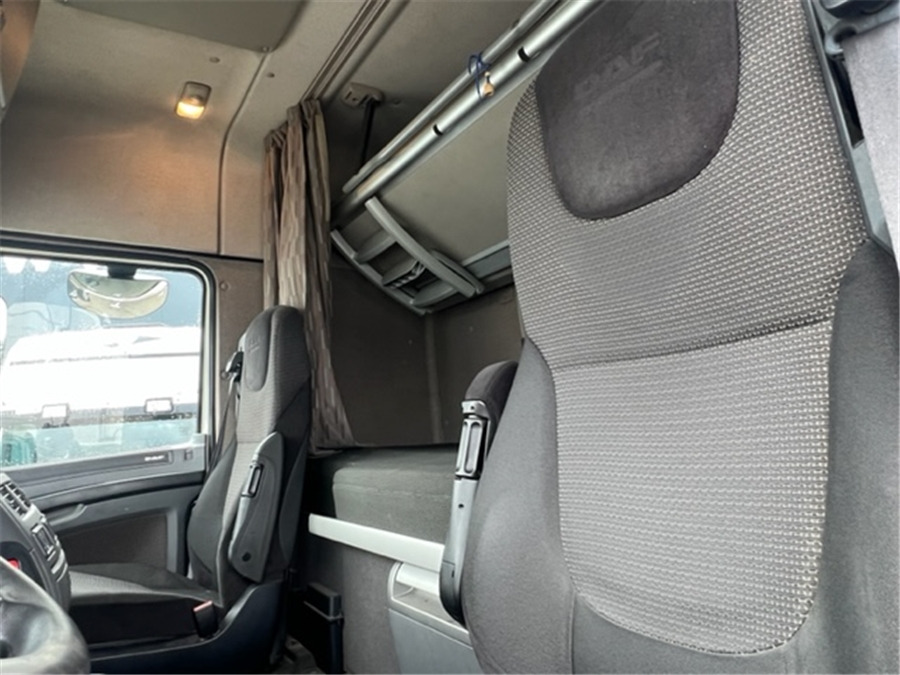 Влекач DAF XF 460: снимка 8