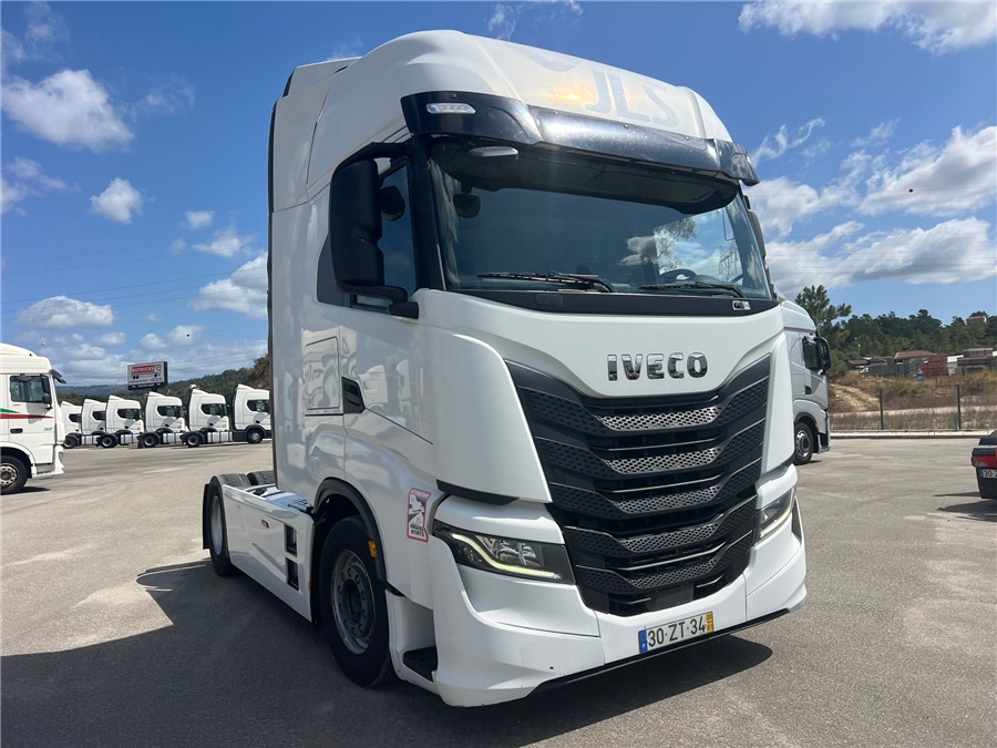 Iveco S-WAY 460 - Влекач: снимка 3 Iveco S-WAY 460 - Влекач: снимка 3