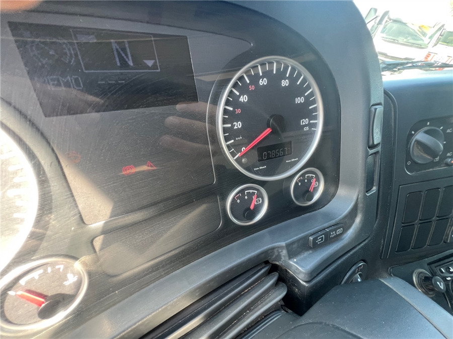 Влекач MAN TGA 18.430: снимка 19