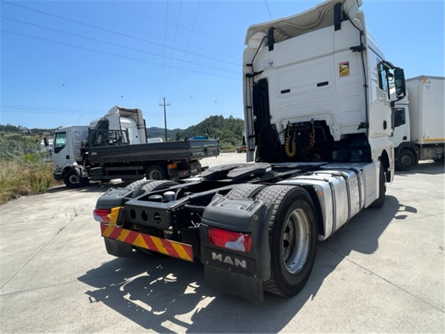 MAN TGX 18.460 - Влекач: снимка 3 MAN TGX 18.460 - Влекач: снимка 3