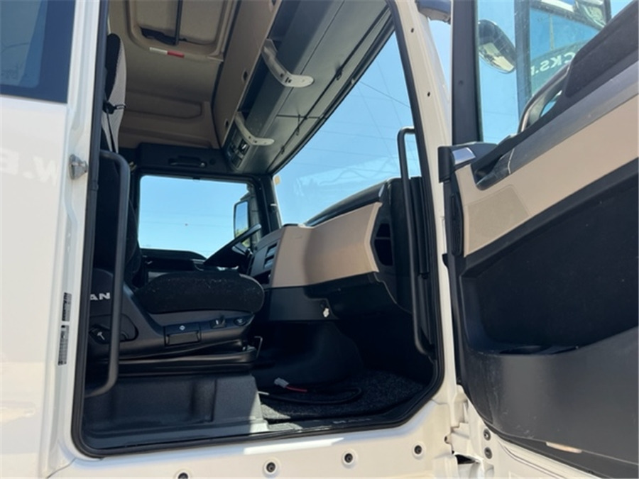 MAN TGX 18.460 - Влекач: снимка 5 MAN TGX 18.460 - Влекач: снимка 5