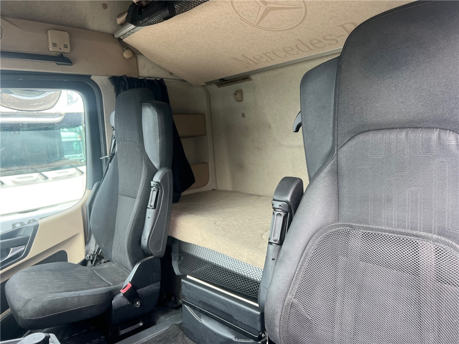 Влекач MERCEDES-BENZ ACTROS 1845 LS: снимка 6 Влекач MERCEDES-BENZ ACTROS 1845 LS: снимка 6