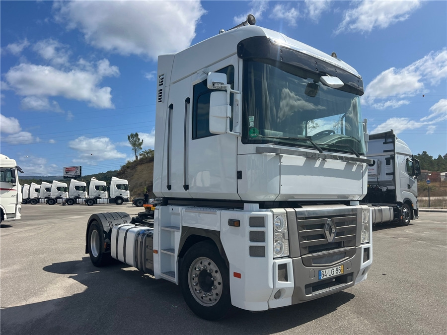 Renault AE 440 - Влекач: снимка 3 Renault AE 440 - Влекач: снимка 3