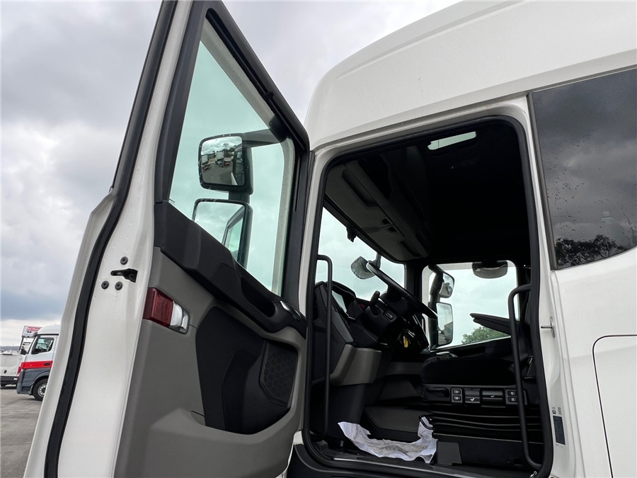 Влекач Scania R450: снимка 12