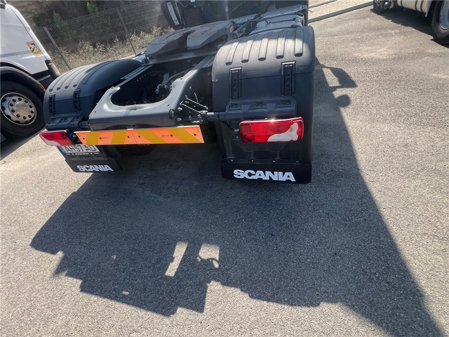 Влекач Scania R450: снимка 6
