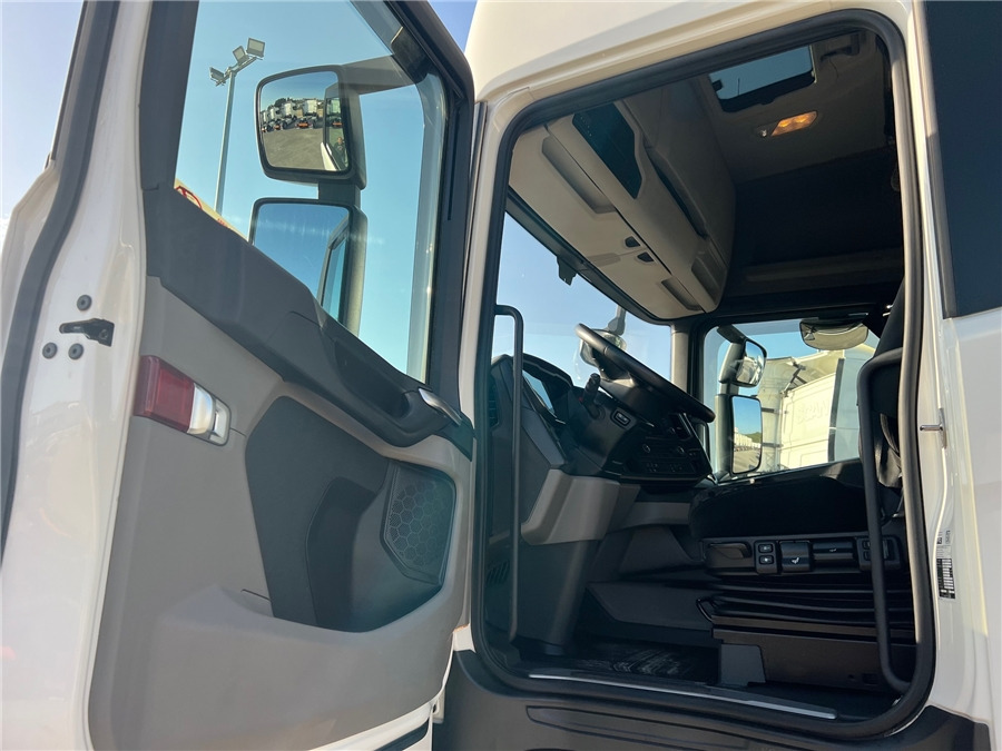 Влекач Scania R450: снимка 14