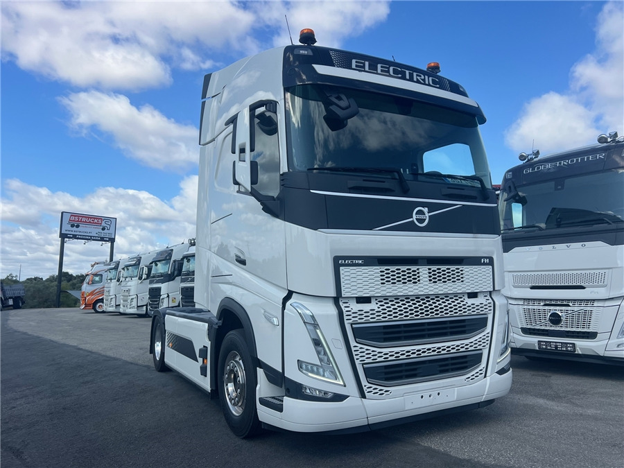 Volvo ELETRIC - BATERIA (BEV) - Влекач: снимка 5 Volvo ELETRIC - BATERIA (BEV) - Влекач: снимка 5