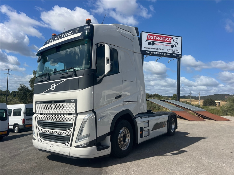 Volvo ELETRIC - BATERIA (BEV) - Влекач: снимка 1 Volvo ELETRIC - BATERIA (BEV) - Влекач: снимка 1