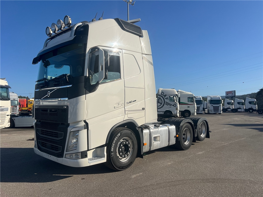 Volvo FH540 / RETARDER - Влекач: снимка 3 Volvo FH540 / RETARDER - Влекач: снимка 3
