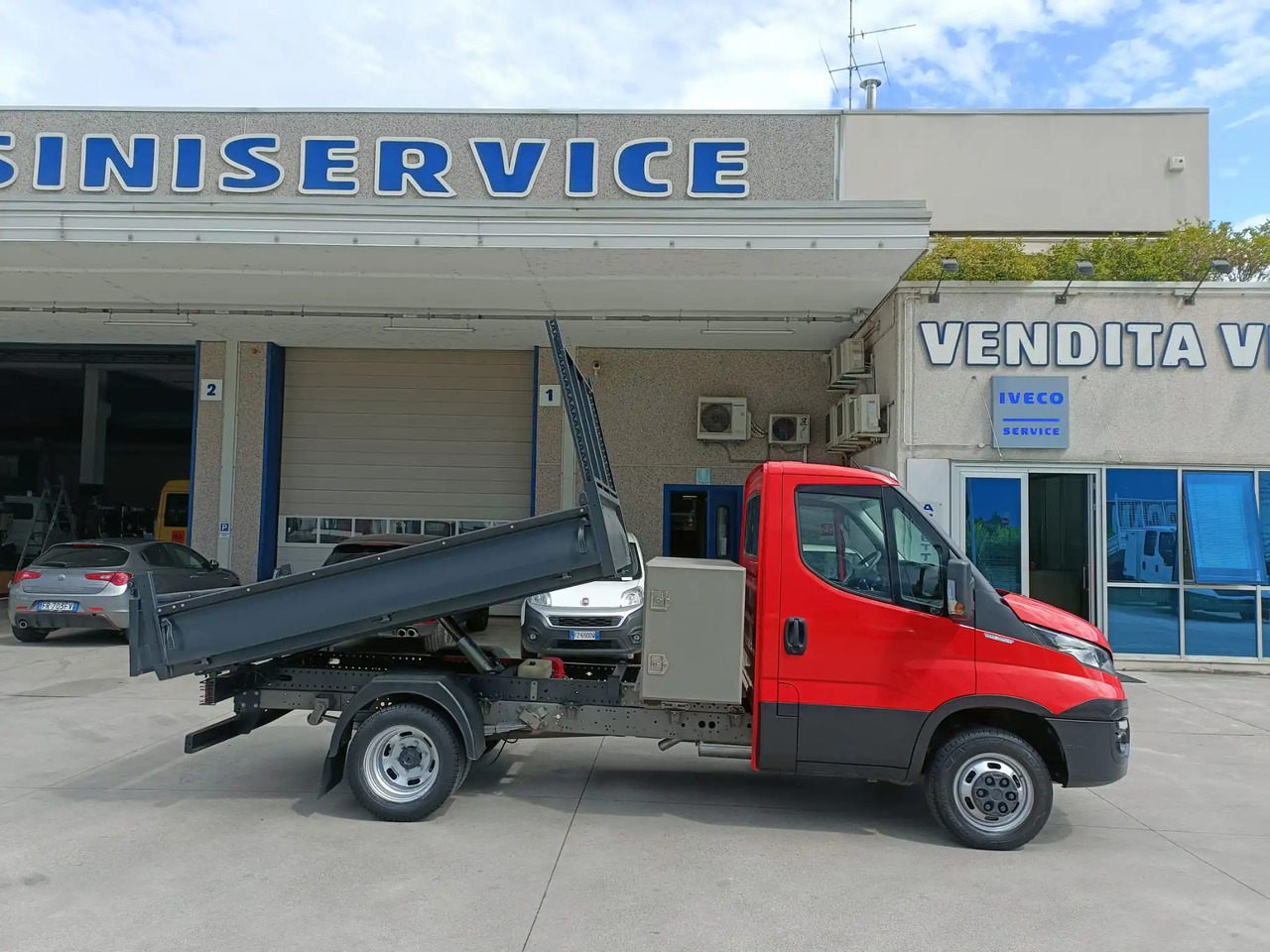 IVECO DAILY 35C12 RIBALTABILE - Бус самосвал: снимка 3 IVECO DAILY 35C12 RIBALTABILE - Бус самосвал: снимка 3