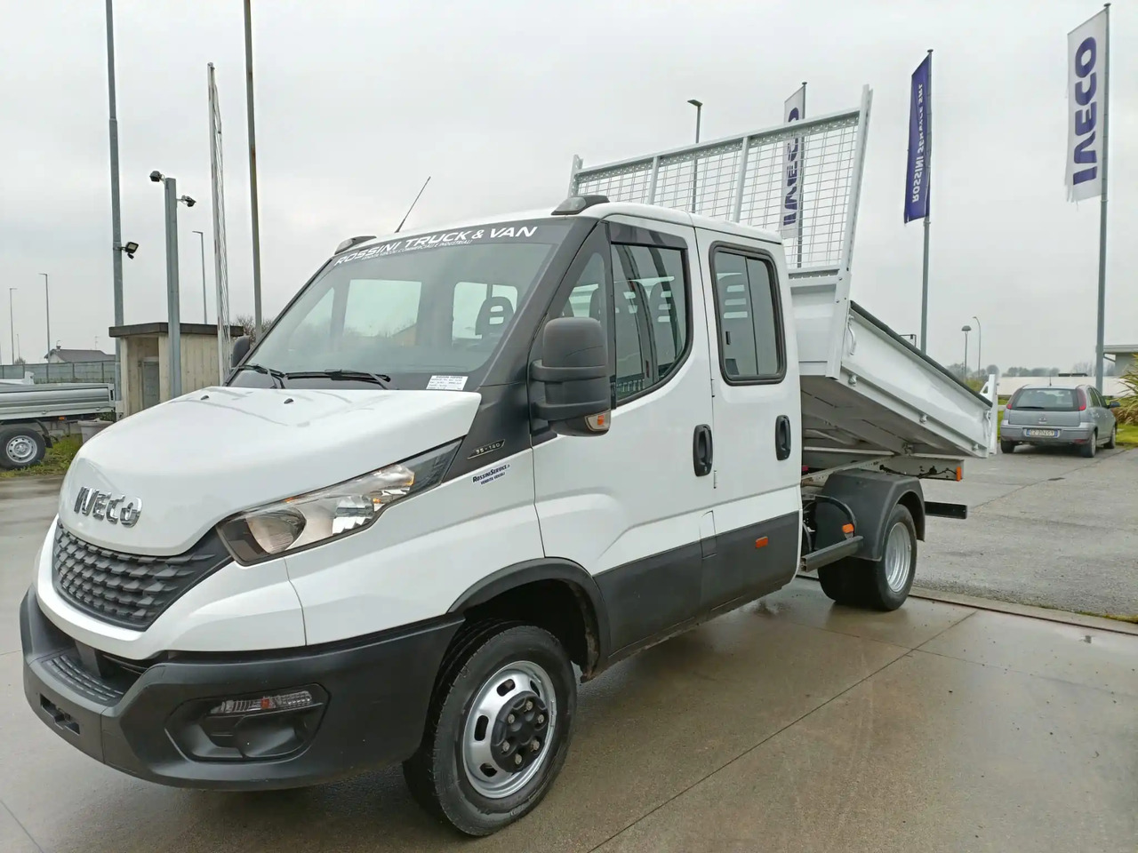 IVECO DAILY 35C14 DOPPIA CABINA RIBALTABILE 2.3 - Бус самосвал: снимка 4 IVECO DAILY 35C14 DOPPIA CABINA RIBALTABILE 2.3 - Бус самосвал: снимка 4