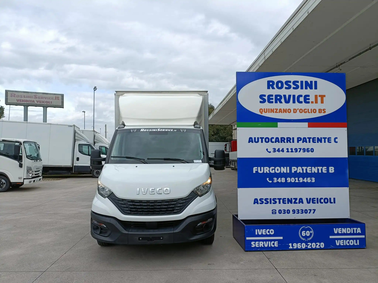 Лекотоварен автомобил фургон IVECO DAILY 35C16 3.0: снимка 8