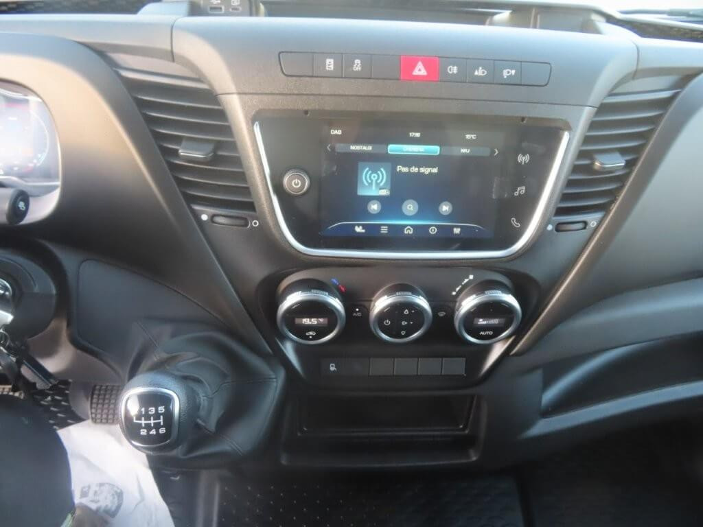 IVECO DAILY 35C16 3000 cc KM 0 - Лекотоварен автомобил фургон: снимка 3 IVECO DAILY 35C16 3000 cc KM 0 - Лекотоварен автомобил фургон: снимка 3