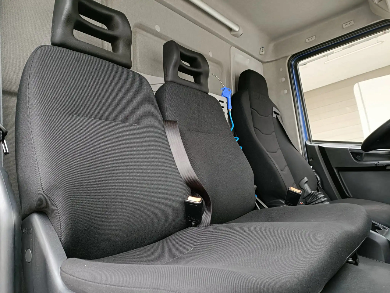 IVECO EUROCARGO 120E22P - Шаси кабина: снимка 3 IVECO EUROCARGO 120E22P - Шаси кабина: снимка 3