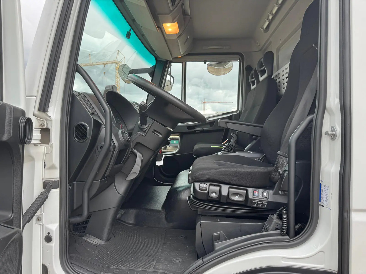 Лизинг на IVECO EUROCARGO 75E19P IVECO EUROCARGO 75E19P: снимка 6 Лизинг на IVECO EUROCARGO 75E19P IVECO EUROCARGO 75E19P: снимка 6