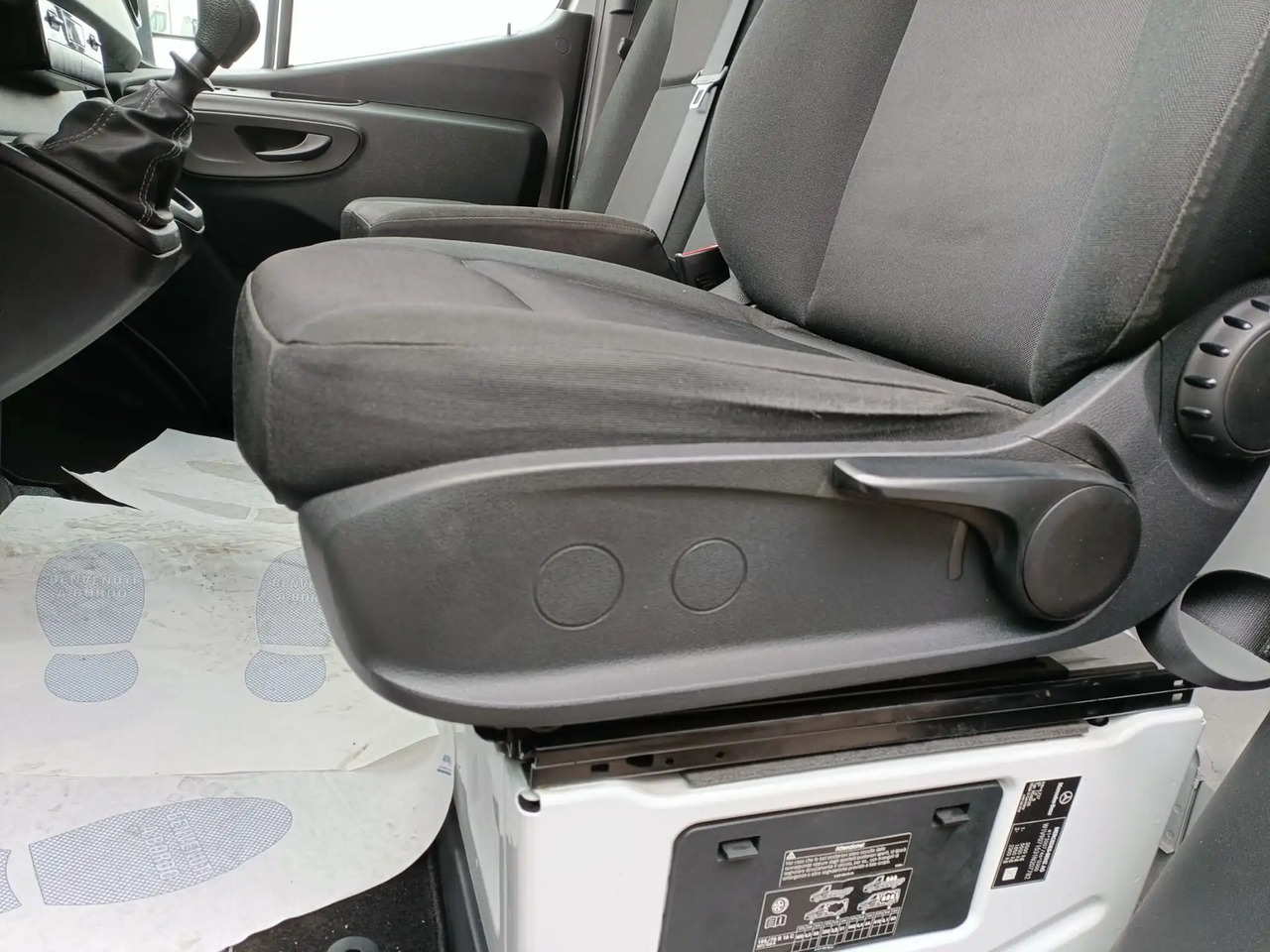 Хладилен бус MERCEDES BENZ SPRINTER 415 150 CV: снимка 11 Хладилен бус MERCEDES BENZ SPRINTER 415 150 CV: снимка 11