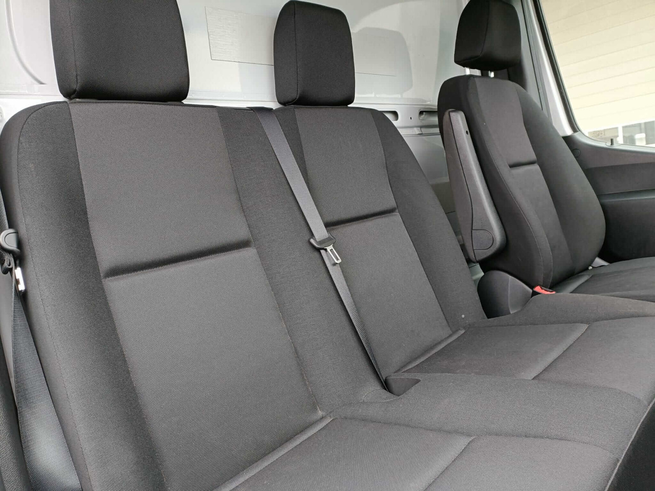 Хладилен бус MERCEDES BENZ SPRINTER 415 150 CV: снимка 9 Хладилен бус MERCEDES BENZ SPRINTER 415 150 CV: снимка 9