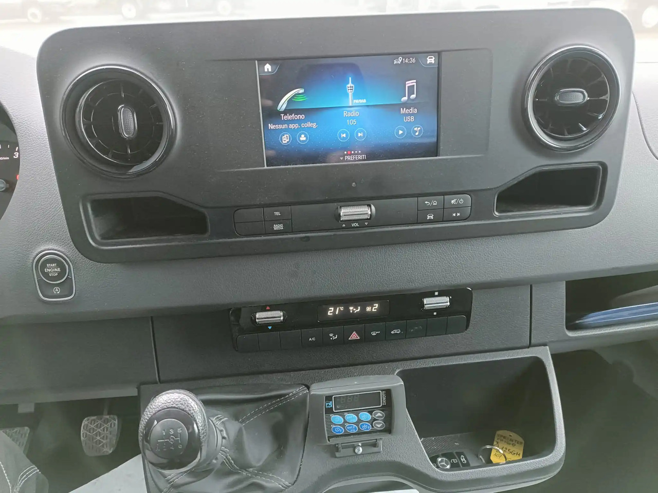 Хладилен бус MERCEDES BENZ SPRINTER 415 150 CV: снимка 16 Хладилен бус MERCEDES BENZ SPRINTER 415 150 CV: снимка 16