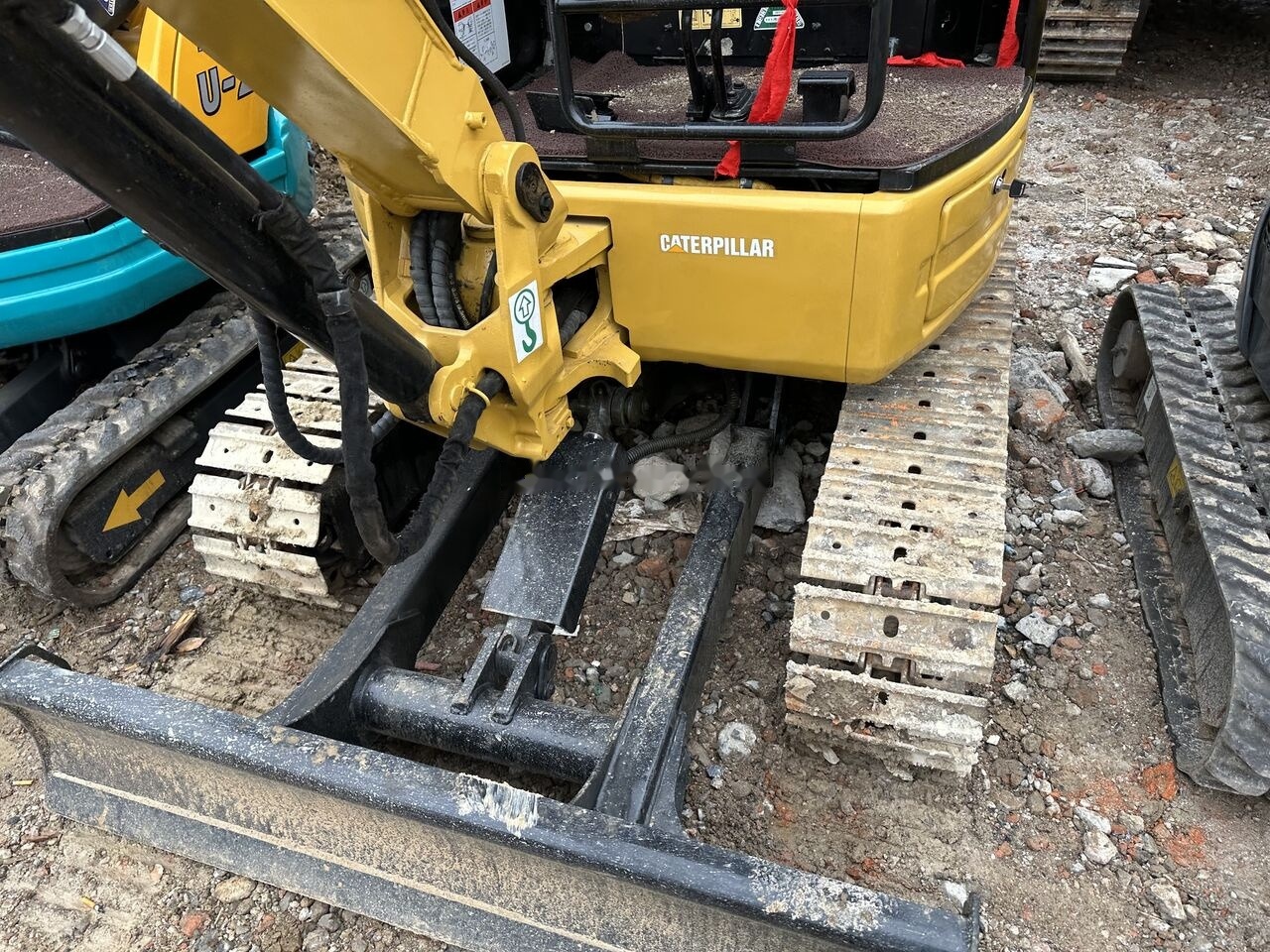 Caterpillar 303E - Мини багер: снимка 5 Caterpillar 303E - Мини багер: снимка 5