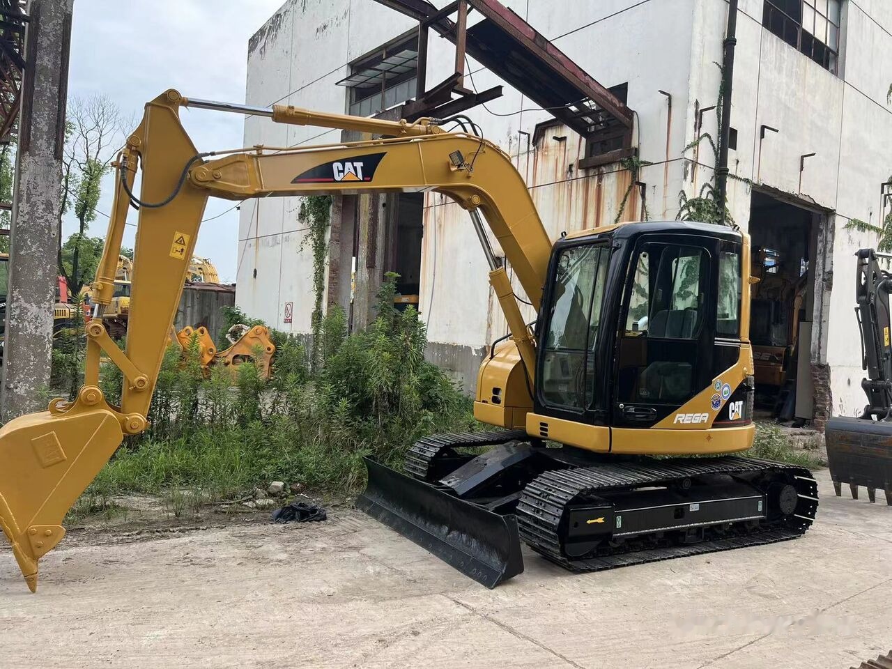 Caterpillar 308C - Верижен багер: снимка 5 Caterpillar 308C - Верижен багер: снимка 5