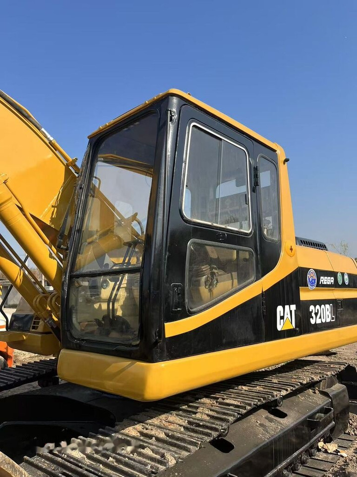 Caterpillar 320BL - Верижен багер: снимка 4 Caterpillar 320BL - Верижен багер: снимка 4